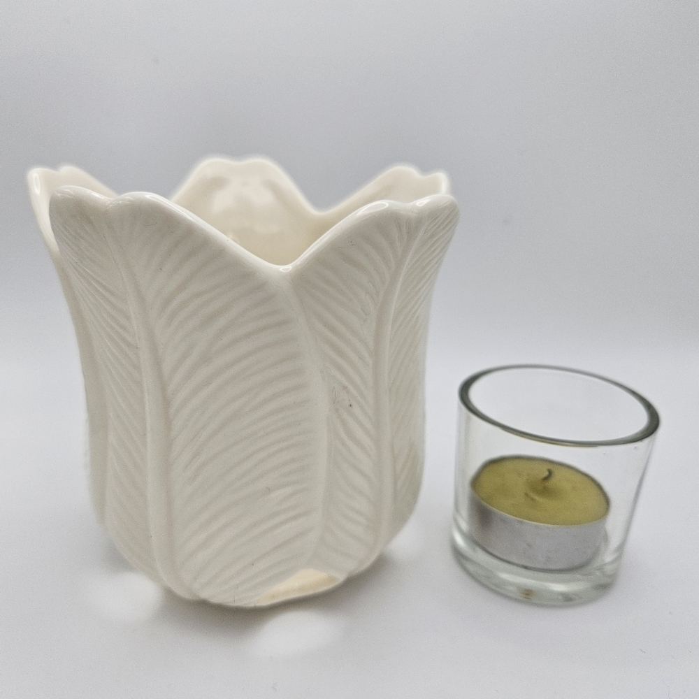 Partylite Tulip Votive or Tealight Holder - Picture 4 of 8